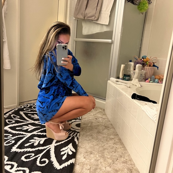 BALENCIAGA  Size-4 Blue shorts mini dress - Picture 8 of 10